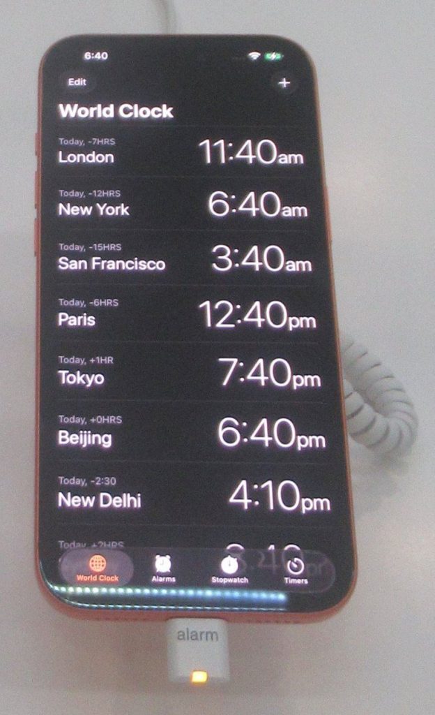 Phone Chips Put AI Work On the Device by Default close-up of a smartphone processor chip